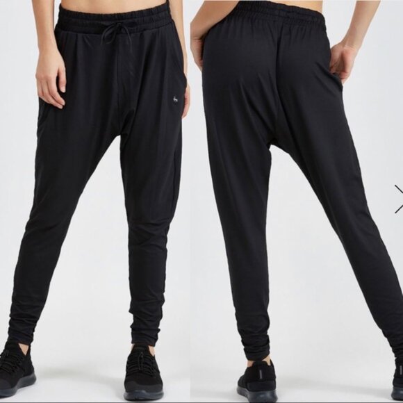 NIKE Flow Lux Black Baggy High Rise Tapered Activewear Pants 933668-010 Medium - Picture 1 of 10